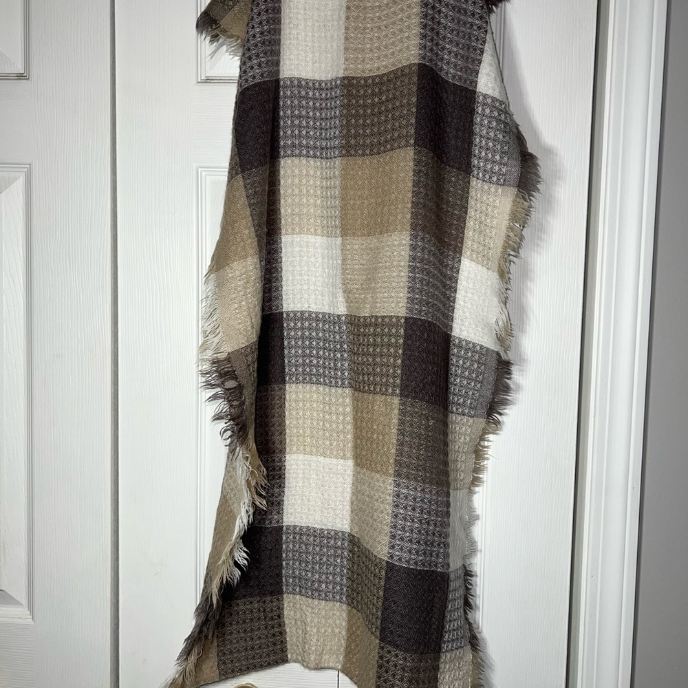 aeropostale plaid scarf